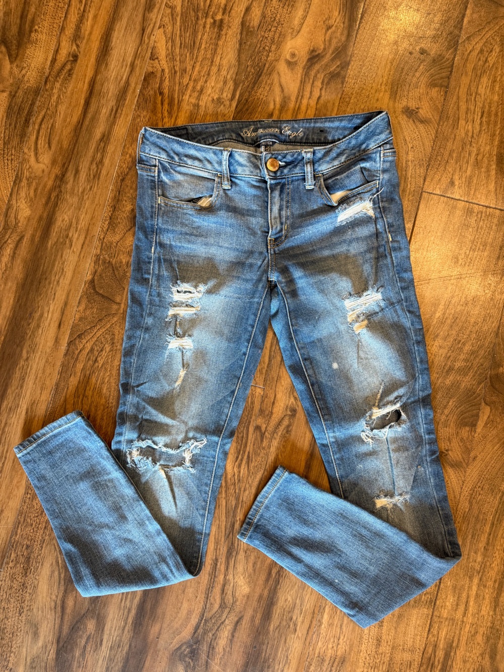 American Eagle Outfitters Distressed Blue Women's Jeggings
